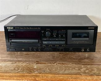 TEAC CD & CASSETTE PLAYER | AD-500 Compact Disc Player / Reverse Cassette Deck, "Class 1 Laser Product", serial no. 0660399 [untested] 