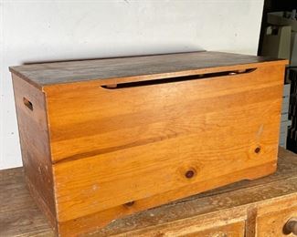 WOODEN STORAGE CHEST | Having a hinged lid; h. 15 x w. 30 x d. 14-3/4 in. [with some marks/wear, as pictured, in overall good condition and sturdy] 
