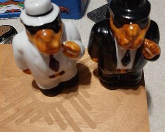 Joe Camel Salt and Pepper Shakers