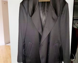 Harve Benard, Men's coat