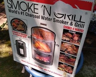 New in box Brinkmann Smoker grill
