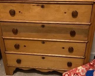 Primitive Pine 4-drawer dresser. In good condition. Drawers run smoothly. 37” H , 17.5” D