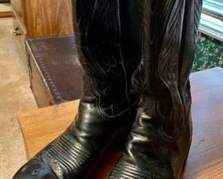 Lucchese cowboy boots 8 1/2 EE