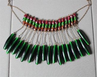 Fantastic collar style necklace!  How cool would this be at the Christmas party????