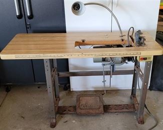Frontier Sewing Machine Transmitter and Table