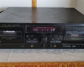 JVC TD-W354BK double cassette deck tape player recorder