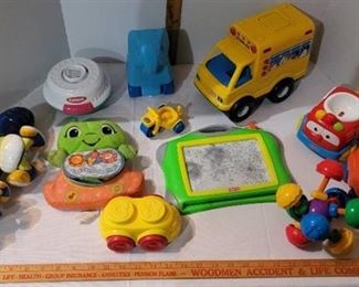 Childs play/learning toys