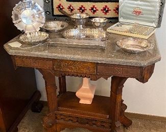 ANTIQUE MARBLE TOP WALNUT PARLOR TABLE