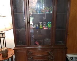 Bad Picture - Good China Cabinet