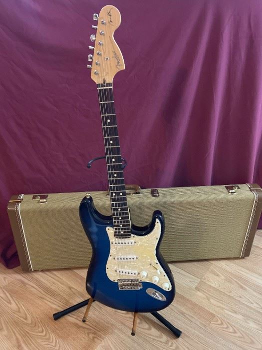 Bonnie Raitt Signature Series Stratocaster