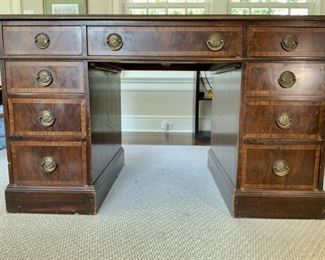 Knee Hole Desk With Tooled Leather Top
Lot #: 75