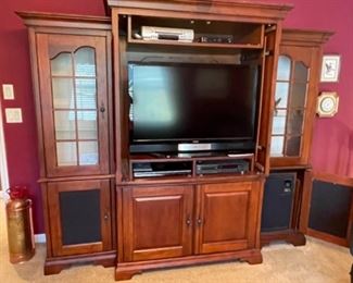 Nice Entertainment Center