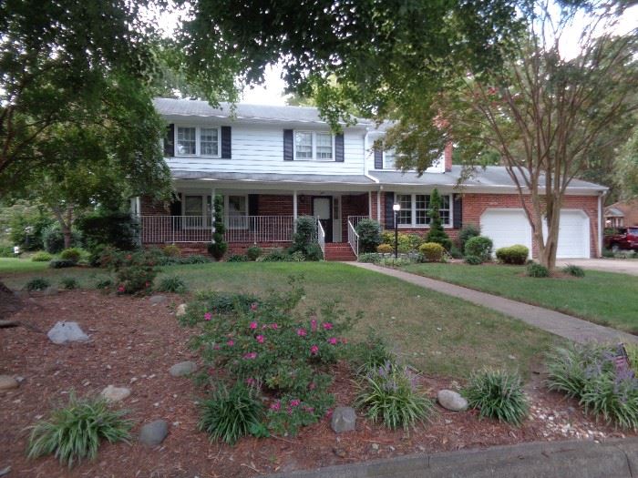 lovely Denbigh Plantation home