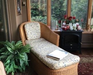 70’s Wicker Chaise Lounge 