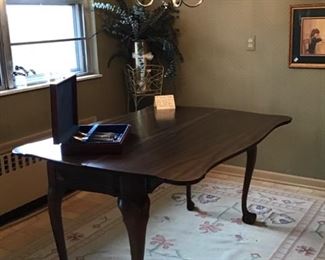 Console table opened up