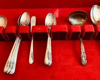 International Sterling Silver “Blossom Time” 22 pieces totaling approximately 28 oz ounces or approximately 790 grams. 