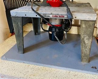 Router Table & Router 