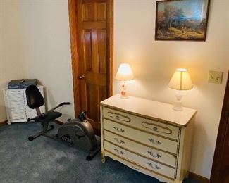 Vintage Sears Dixie Bonnet French Provincial 3 Drawer Dresser White & Gold