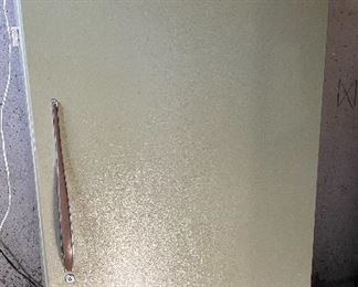 FREE Whirlpool Upright Freezer - WORKS AMAZINGLY GREAT! *MUST BRING OWN HELP TO LOAD!*