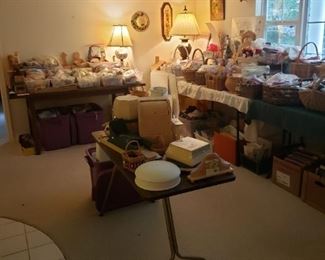 An entire room dedicated to the crafter