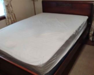 Full Size Dark Wood Bed