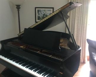    ❤️I   A M   G O R G E O U S❤️
Baldwin “R” Satin Ebony
5’8” Grand Piano w/Bench, Cover, Metronome and Light