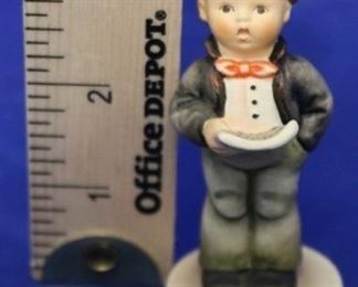 260x - Hummel Figurine "Singing Boy"
