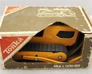 279 - Tonka Bulldozer with box 8" long
