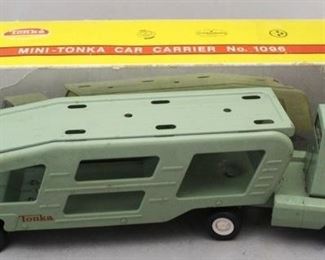 281 - Tonka Mini Car Hauler 18" long
