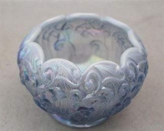 295 - Fenton opalescent bowl 6" round
