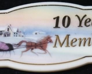 302x - P Buckley Moss 10 Year Member Pin
