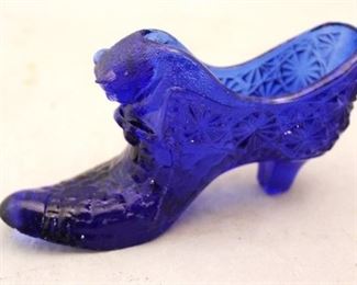 308 - Fenton Blue Glass Shoe 6" long
