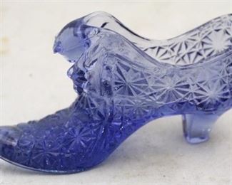 312 - Fenton Blue Glass Shoe 6" long
