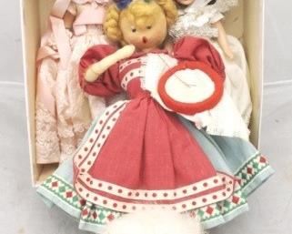 333 - Lot of Vintage Dolls with box
