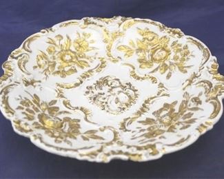 442 - Meissen porcelain platter with gold 11" round
