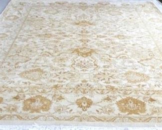 704 - Room size rug, 12.6 x 7.6
