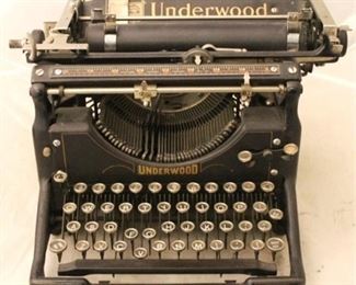 709 - Vintage Underwood No 5 Standard typewriter
