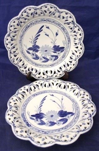 794 - 2 Reticulated blue & white plates 10 1/2"

