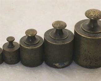 835 - Set of 5 vintage brass weights
