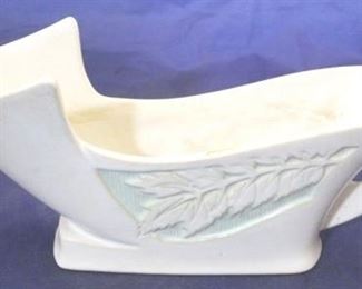 871 - Roseveille silhouette leaf pottery bowl 5 x 12

