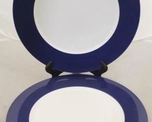 882 - 2 Villeroy & Boch Indian Blue plates 12"
