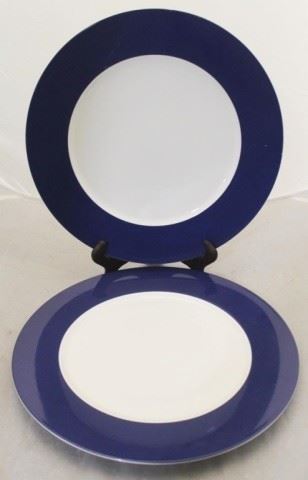 882 - 2 Villeroy & Boch Indian Blue plates 12"
