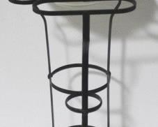 884 - Porcelain washbowl & pitcher in iron stand 40 x 17
