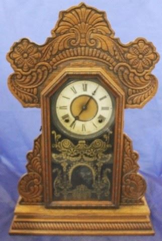 946 - Ingraham vintage carved wood mantle clock 22 x 14 1/2
