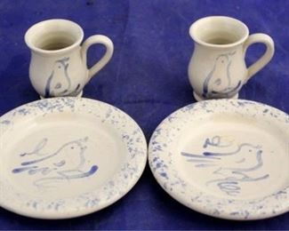 962 - 4 Piece art pottery cups & plates
