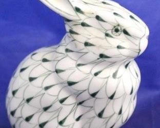 969 - Andrea rabbit figurine 5 1/" tall
