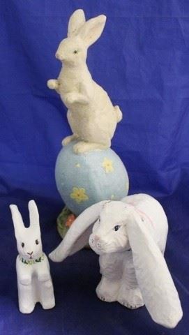 984 - 3 Rabbit figurines
