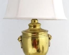 1007 - Brass table lamp 26" tall
