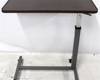 1504 - Adjustable rolling table 33 x 30 x 15
