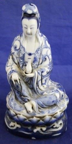 1524 - Blue & white Oriental woman statue 10 1/2"
